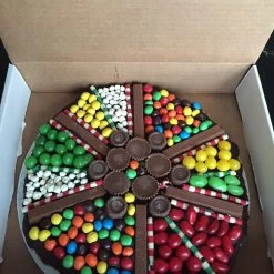 Candy Floss Land Bakery Choco-Cookie Pizza 5 Candy Floss Land Bakery Choco-Cookie Pizza